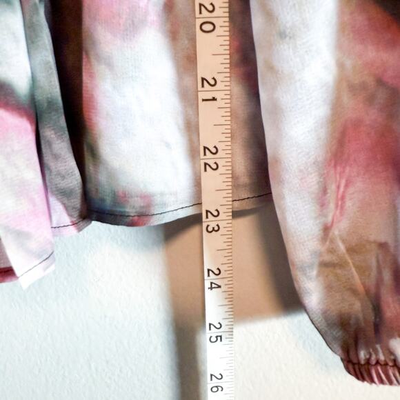 White House Black Market Dreamy Tulip Print Peplum Chiffon Blouse NWT Size S - Picture 11 of 14